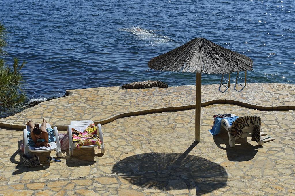 Apartments Galijot Plava Laguna Porec Exterior photo